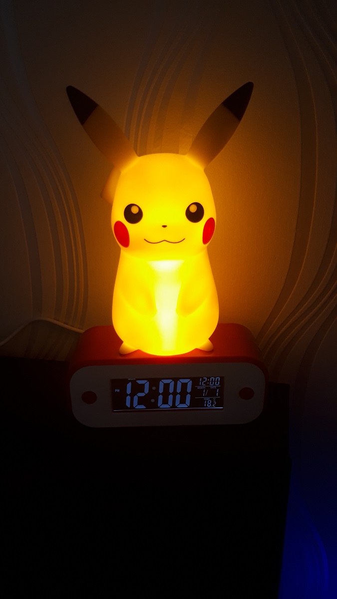 Radio réveil Pikachu de chez Teknofun – Notre test tout Pika Pika