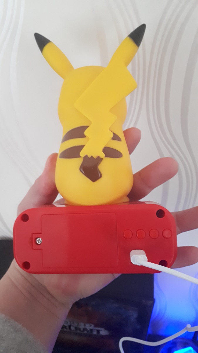 Gadgets – Lampe réveil Pikachu, notre test attaque électrique ! – Back to  the GEEK !