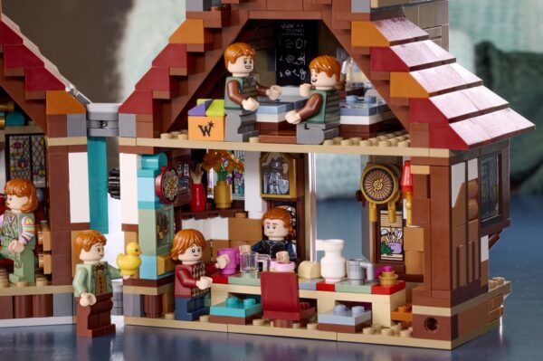 harry-potter-lego-wizarding-world-le-terrier-collector-presentation-1